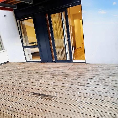 Your Riverside Home 2 With Private Balcony Лондон Екстер'єр фото