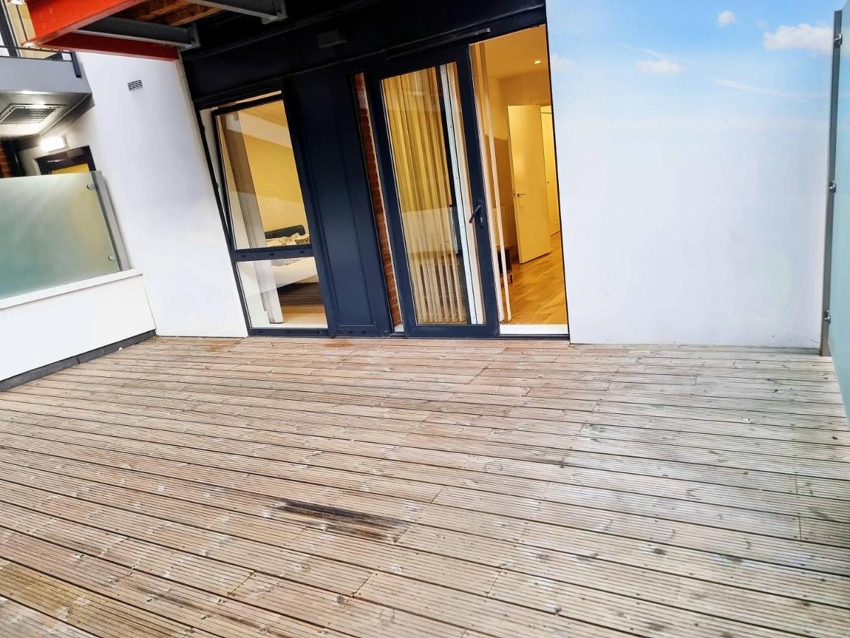Your Riverside Home 2 With Private Balcony Лондон Екстер'єр фото